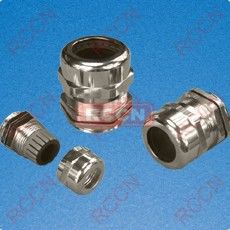 日成A型多孔加厚金屬防水電纜接頭